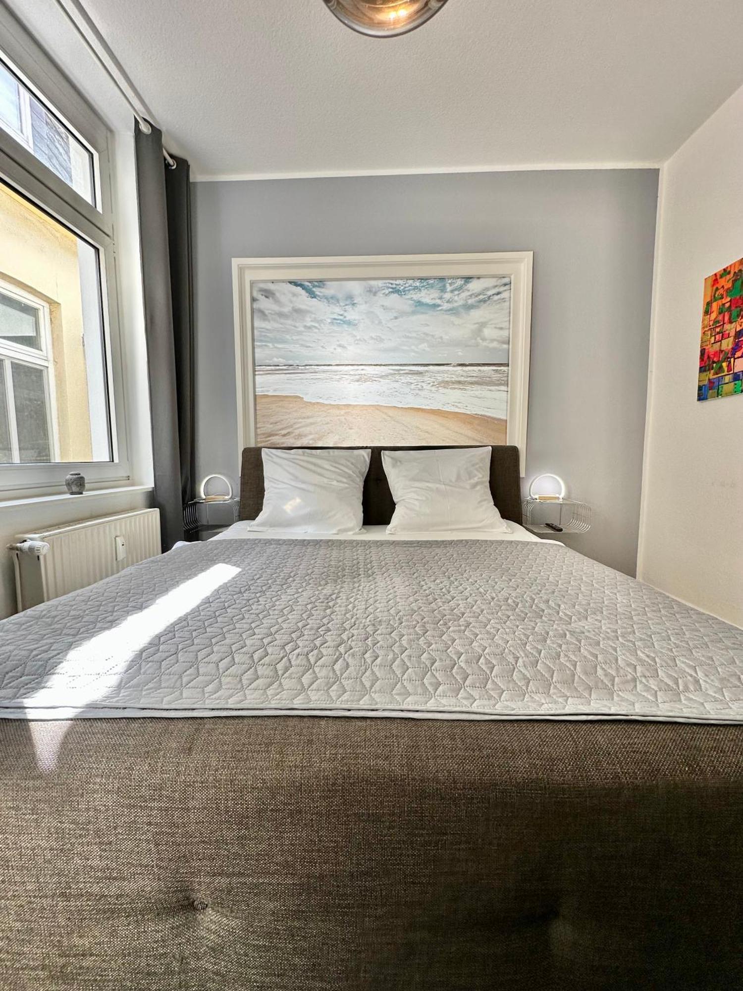 Geraeumiges City-Apartment Mit 2 Badezimmer Und Parkplaetzen D46-Og Oldenburg Exterior foto